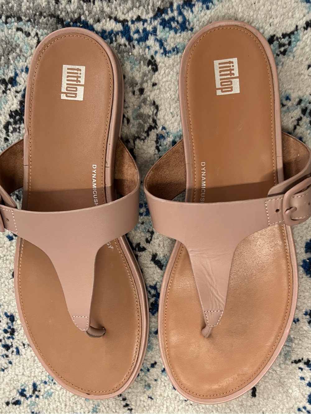 FitFlop Gracie Matte Buckle Beige  Leather Toe Post Sandals 9